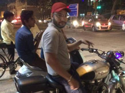 दिल्ली पुलिस ने रिपोर्ट नहीं लिखी, फेसबुक पर डाला मनचले का फोटो