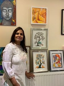 लन्दन में उभरती हुई भारतीय मूल की  पेंटर स्मिता सौंथालिया  से बातचीत