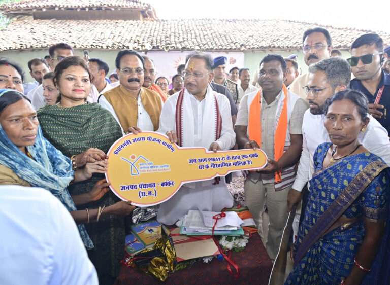 नई उड़ान, नया क्षितिज – छत्तीसगढ़ में महतारियों के सशक्तिकरण की कहानी