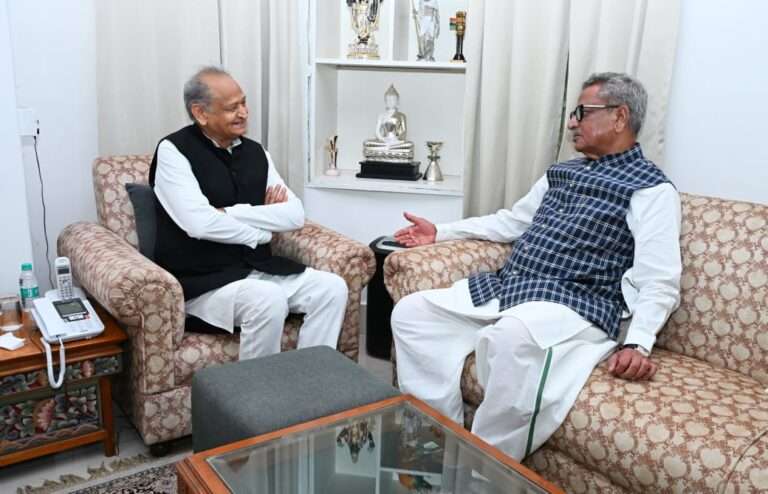 सियासत के पार गहलोत और माथुर की मुलाकात के मायने