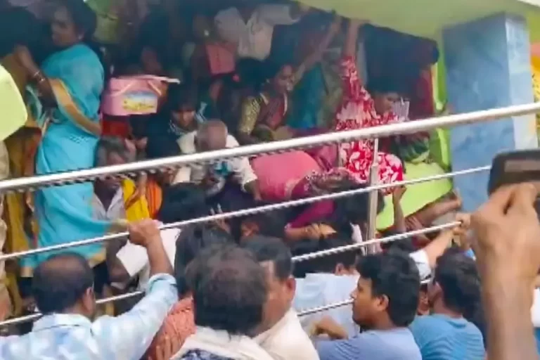 धर्म-स्थलों के हादसेःआखिर कब जागेगा तंत्र?