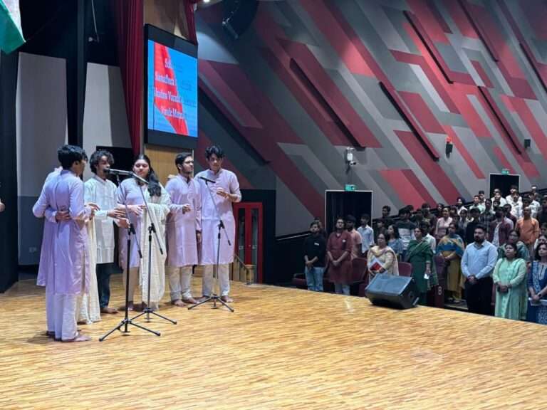 हिंदू कॉलेज में वंदे मातरम् की डेढ़ सौ वीं वर्षगांठ पर समारोह