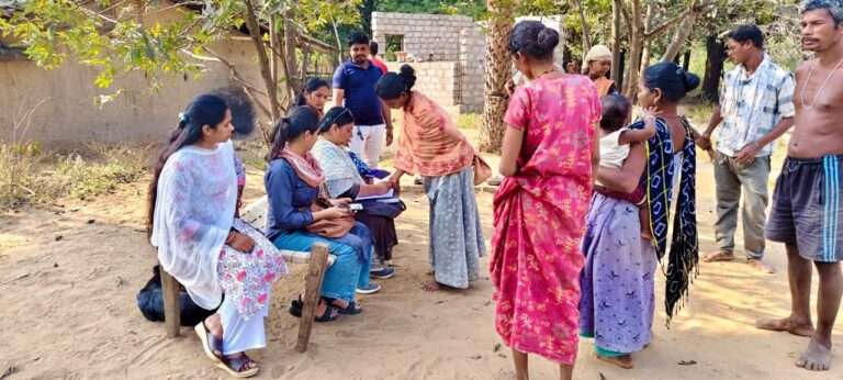 नदी-नाले पार कर बचाया गया भविष्य: ‘बाल विवाह मुक्त छत्तीसगढ़’ अभियान को मिल रही जमीनी मजबूती