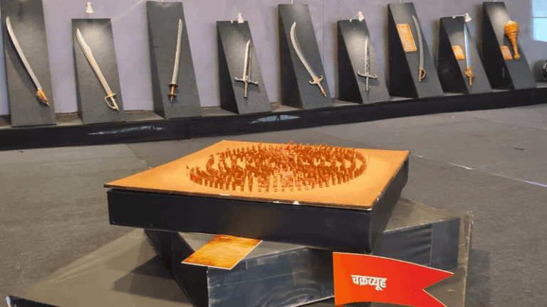 महाभारत कालीन अस्त्र-शस्त्रों से जीवंत हुई हजारों साल पहले की महाभारत